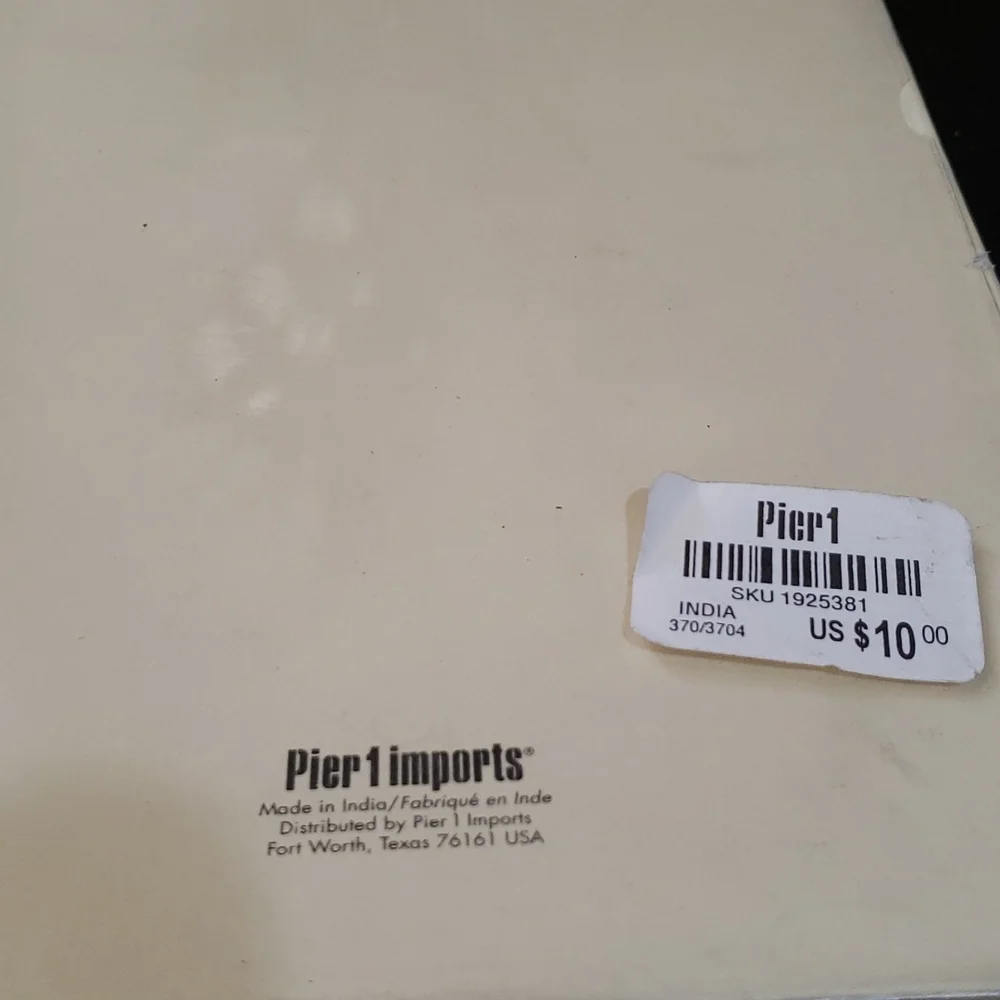 3/$20 NWT Pier 1 beaded frame
